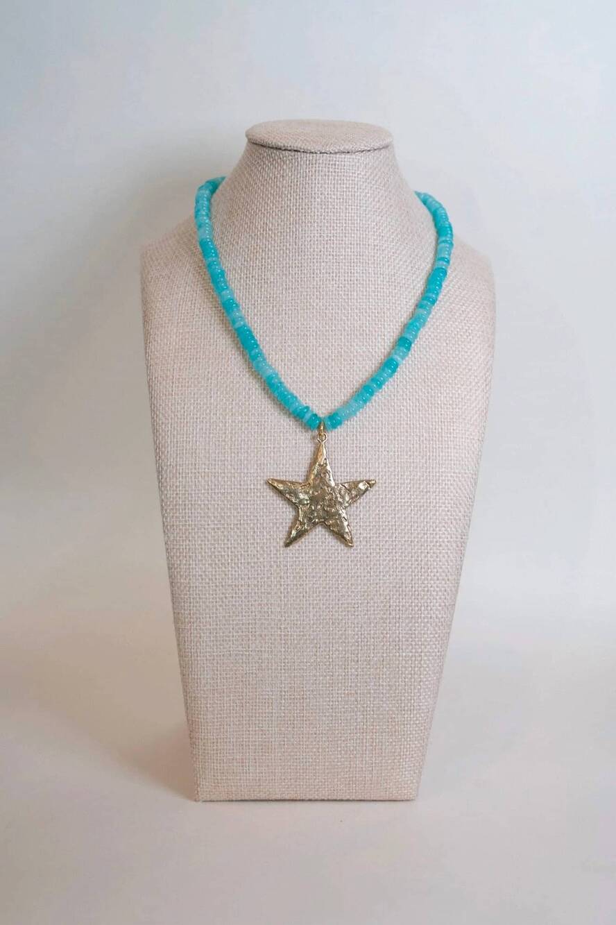 NEW HART DESIGNS women's beaded star necklace in blue